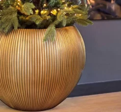 Capi Europe - Vaas Bol Groove XL - 63x51 - Goud - Bloempot Voor Binnen - Opening ⌀42 - GVGB271 -Tuin En Buiten 1200x1110