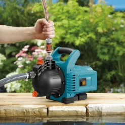 GARDENA - Classic Besproeiingspomp 3000/4 Compleet - Waterpomp - Incl. 3.5 M Aanzuigslang En 20 M Slang 13 GARDENA - Classic Besproeiingspomp 3000/4 Compleet - Waterpomp - Incl. 3.5 M Aanzuigslang En 20 M Slang -Tuin En Buiten 1200x1200 324