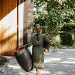 Capi Europe - Vaas Elegant Deluxe Rib NL - 45x72 - Zwart - Voor Binnen En Buiten - KBLR1138 22 Capi Europe - Vaas Elegant Deluxe Rib NL - 45x72 - Zwart - Voor Binnen En Buiten - KBLR1138 -Tuin En Buiten 1200x1200 532