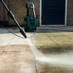 VONROC Hogedrukreiniger V14-2 - 1400W – 110 Bar – 390 L/h – Incl. 5m Slang, Reinigingsmiddelen Flesje, Terrasreiniger En Meer 13 VONROC Hogedrukreiniger V14-2 - 1400W – 110 Bar – 390 L/h – Incl. 5m Slang, Reinigingsmiddelen Flesje, Terrasreiniger En Meer -Tuin En Buiten 1200x1200 655