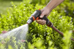 GARDENA - Comfort Reinigingsbroes - Spuitpistool - Traploos Instelbaar 18 GARDENA - Comfort Reinigingsbroes - Spuitpistool - Traploos Instelbaar -Tuin En Buiten 1200x799 3