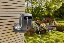 GARDENA - Wandslangenbox RollUp S - Slanghouder - 15 Meter - Ø 11 Mm 14 GARDENA - Wandslangenbox RollUp S - Slanghouder - 15 Meter - Ø 11 Mm -Tuin En Buiten 1200x800 174