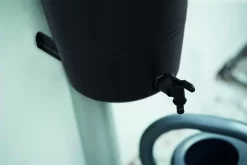 Elho Green Basics Rain Catcher 33 - Regenton Voor Balkonbuiten - Ø 33.5 X H 73.5 Cm - Zwart/Living Black 13 Elho Green Basics Rain Catcher 33 - Regenton Voor Balkonbuiten - Ø 33.5 X H 73.5 Cm - Zwart/Living Black -Tuin En Buiten 1200x800 43