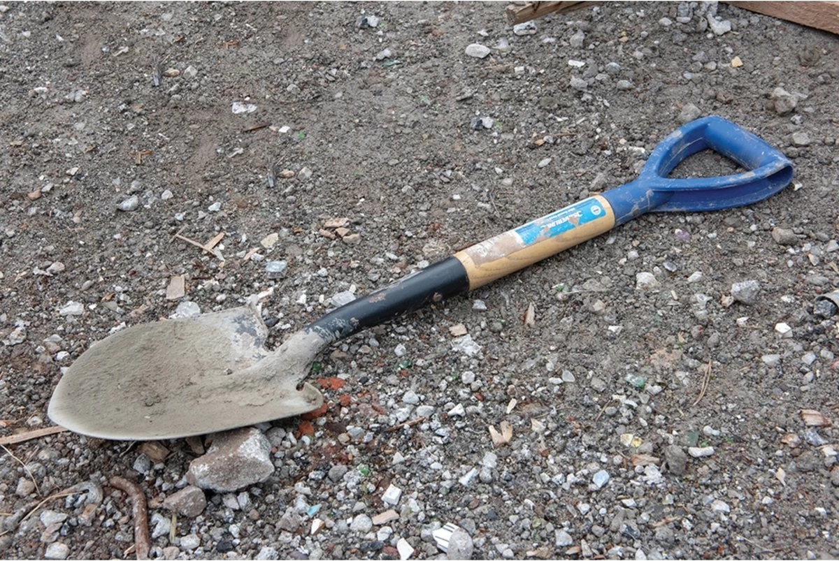 Silverline Mini Spade Met Ronde Kop En Houten Schacht - 70 Cm 4 Silverline Mini Spade Met Ronde Kop En Houten Schacht - 70 Cm - Afbeelding 4