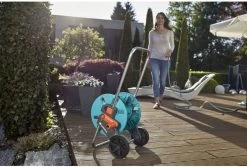 GARDENA AquaRoll S Slangenwagen - Verstelbare Handgreep - Excl. Tuinslang -Tuin En Buiten 1200x812 3
