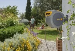Hozelock AutoReel Slangenhouder / Wandslangbox 20m - Ø12,5mm -Tuin En Buiten 1200x816 7