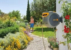 Hozelock AutoReel Slangenhouder / Wandslangbox 20m - Ø12,5mm -Tuin En Buiten 1200x845 1