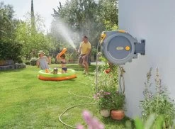Hozelock AutoReel Slangenhouder / Wandslangbox 20m - Ø12,5mm -Tuin En Buiten 1200x883 1