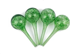 Merkloos Decopatent® 4 Stuks - Waterdruppelaar Voor Planten - Watergever - Glas - Waterbollen - Watergeefsysteem - Plantenbollen - Groen 18 Merkloos Decopatent® 4 Stuks - Waterdruppelaar Voor Planten - Watergever - Glas - Waterbollen - Watergeefsysteem - Plantenbollen - Groen -Tuin En Buiten 1200x930