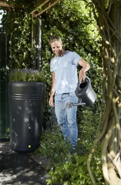 Elho Green Basics Regenton - Regenton - Living Black - Buiten - 200 Liter -Tuin En Buiten 787x1200 1