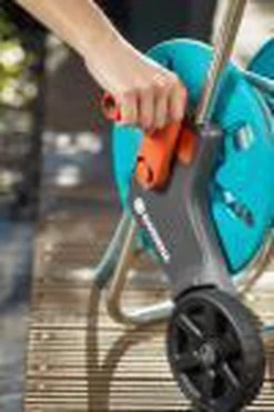 GARDENA AquaRoll S Slangenwagen - Verstelbare Handgreep - Excl. Tuinslang -Tuin En Buiten 800x1200 112