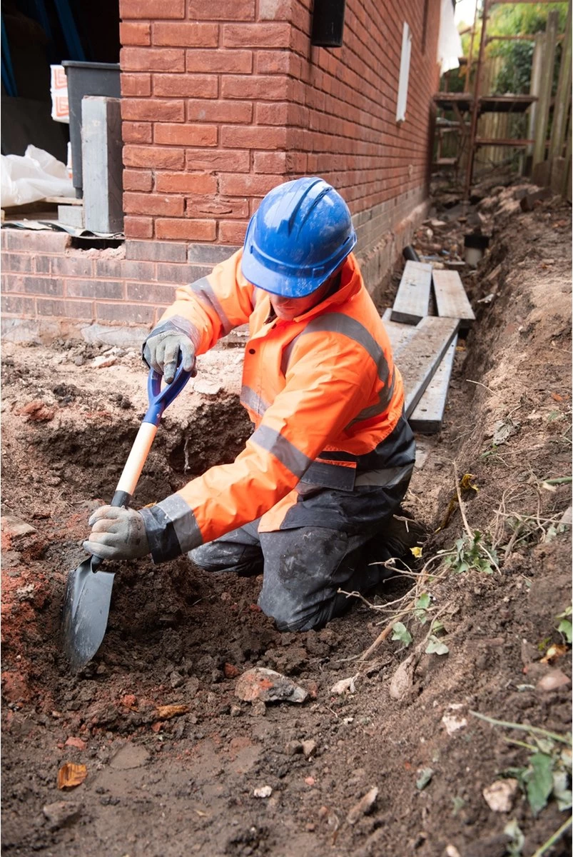 Silverline Mini Spade Met Ronde Kop En Houten Schacht - 70 Cm 2 Silverline Mini Spade Met Ronde Kop En Houten Schacht - 70 Cm - Afbeelding 2